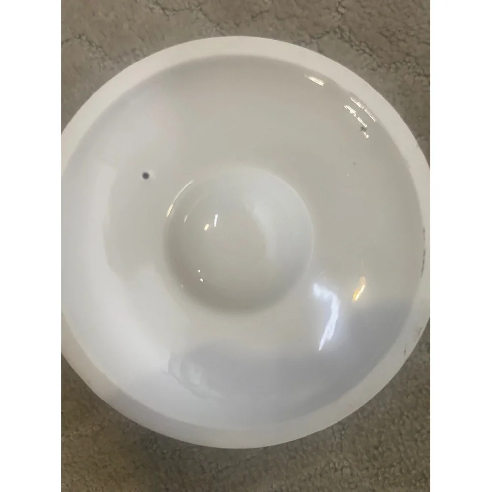 Royal Worcester Evesham Covered Casserole Baking Dish England Gold Trim